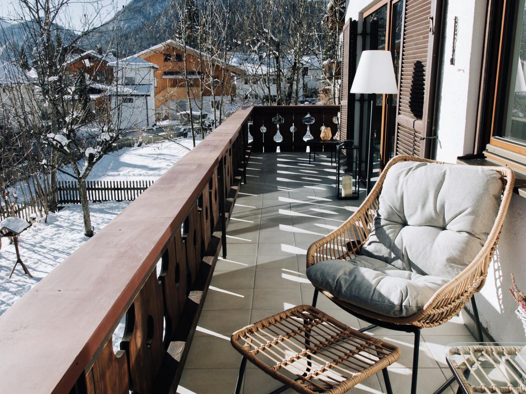 Die Karwendelsuite - 5 Sterne Fewo Mit Bestem Bergblick, Zentrumsnah & Ruhig Gelegen, Familienfreundlich Mittenwald Buitenkant foto
